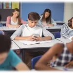 Atividade Interpretativa de Notícia: Proibição de Celular nas Escolas - 8º e 9º ano